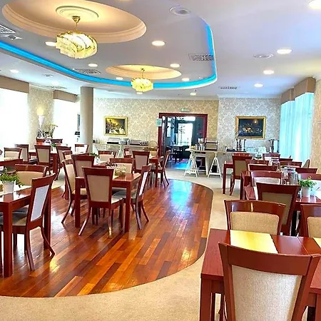 Hotel Lival